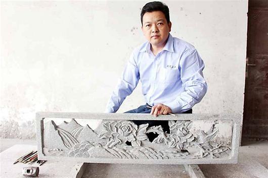 尹國安:點石成金，雕出頑石靈性